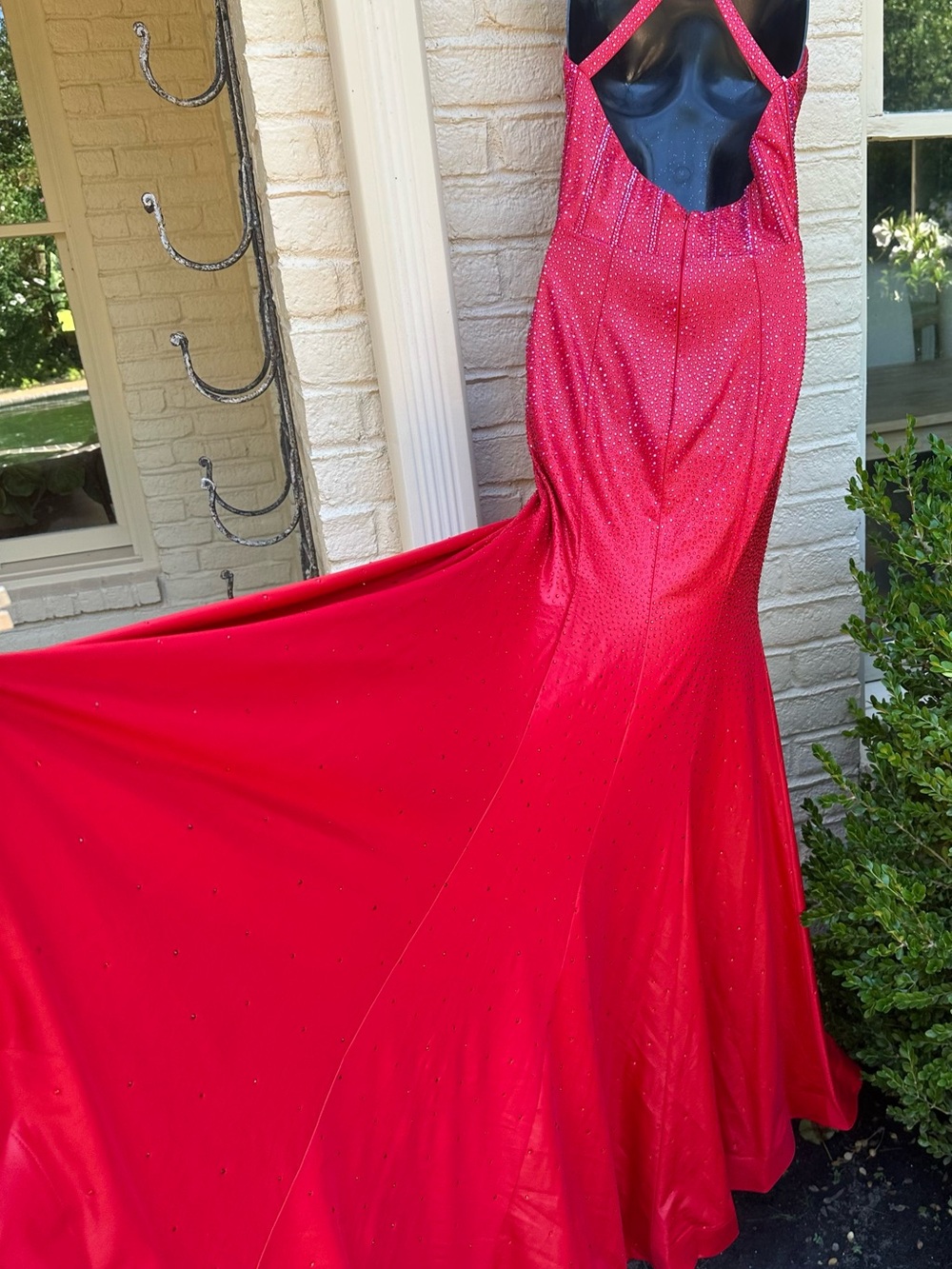 $$$$ NEW JOVANI RED STUNNING SPARKLING CRYSTAL GLASS BEADED GOWN/DRESS NEW!!! - Picture 11 of 13